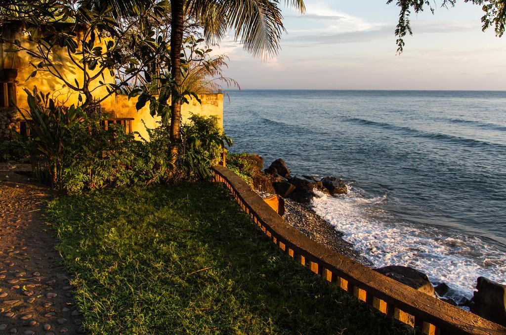 Onlyou Villas Amed  Bagian luar foto