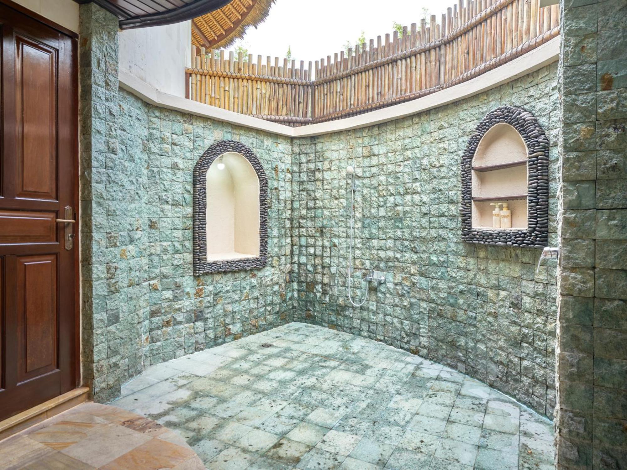 Onlyou Villas Amed  Bagian luar foto